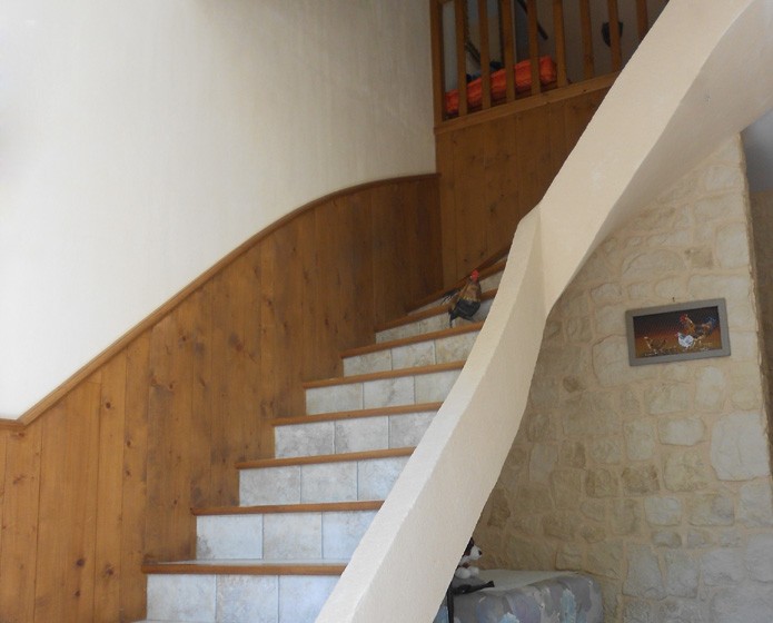 Création d'un escalier balancé dans une maison