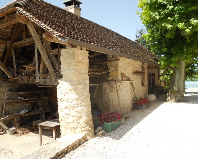 Restauration d'un four à pain en pierre